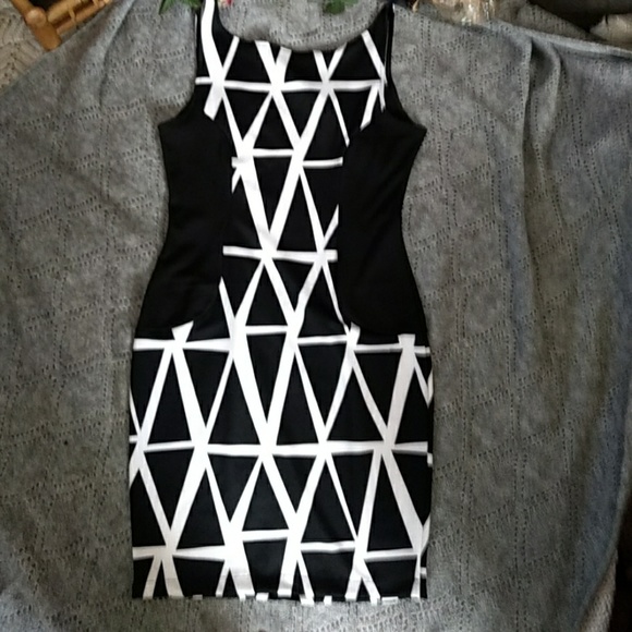 🇱🇷🇱🇷❣️Thera Bodycon Shaping Dress - Picture 2 of 4